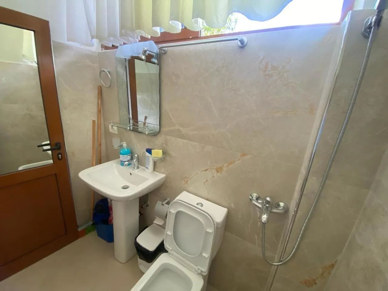 Guesthouse Seli Berat Gæstehus